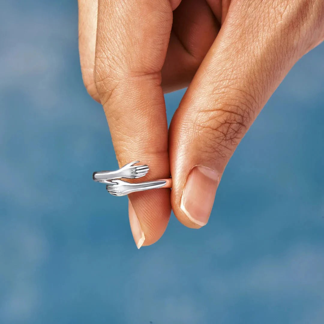 Silver Hug Ring with Card
