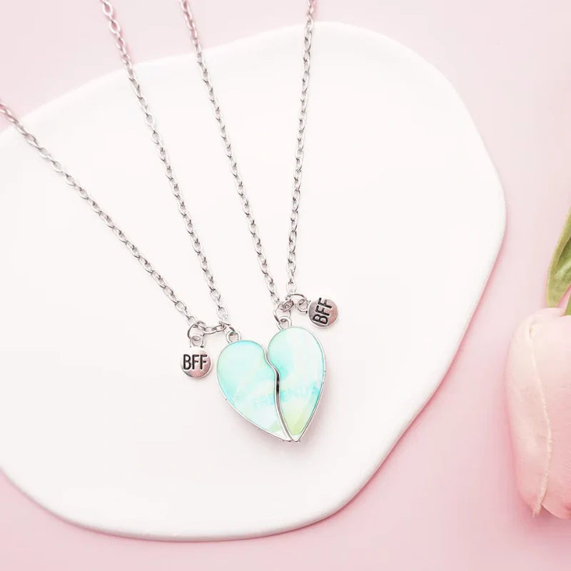 Best Friends Forever Broken Heart Pendant Necklace Set - Gifts for Friends