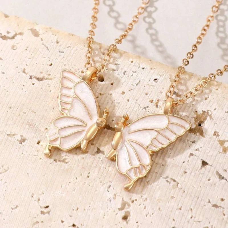 Magnetic Butterfly Pendant Necklace Set - Jewelry for Couples