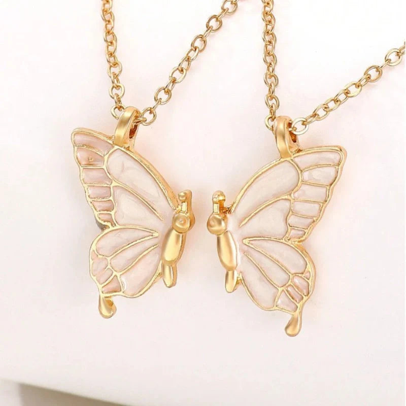 Magnetic Butterfly Pendant Necklace Set - Jewelry for Couples