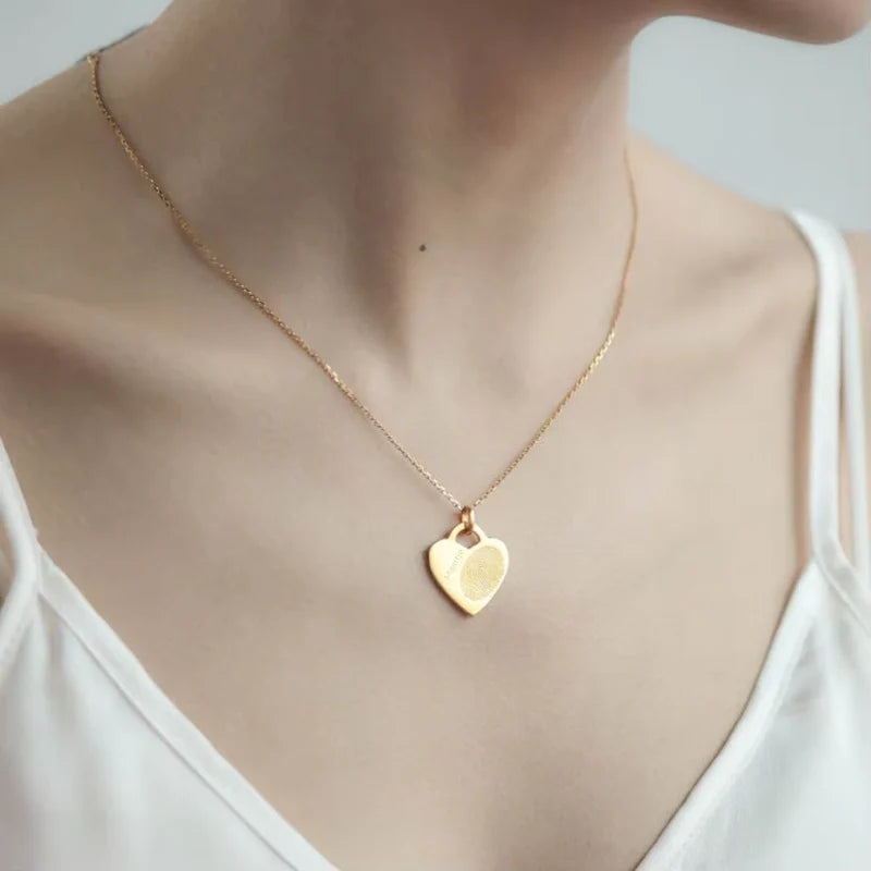 Personalized Engraved Name Heart Pendant Necklace with Fingerprint - Gifts for Her