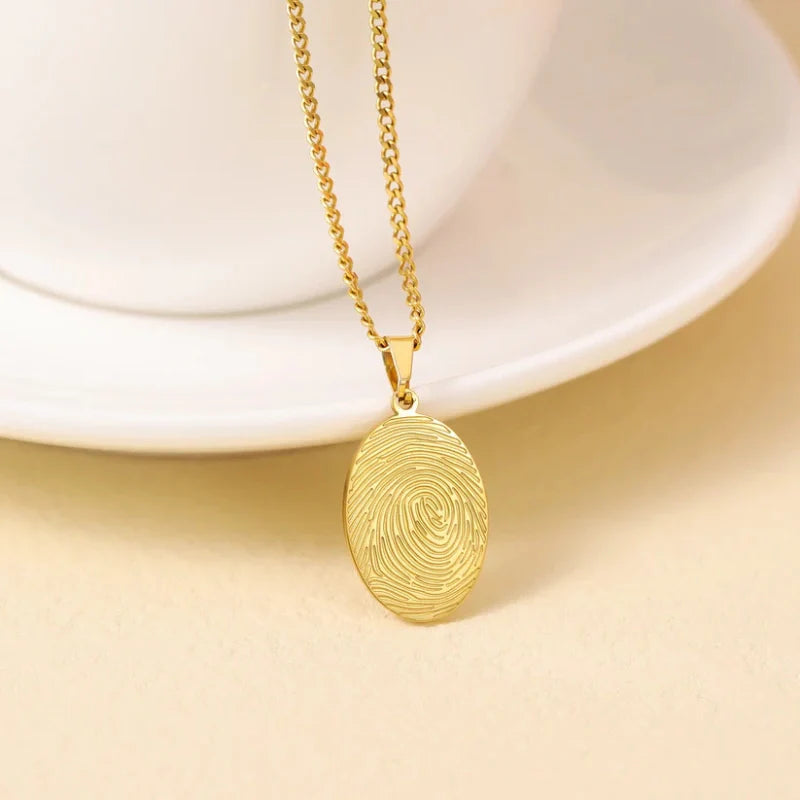 Personalized Engraved Name Oval Pendant Necklace with Fingerprint - Gifts for Her