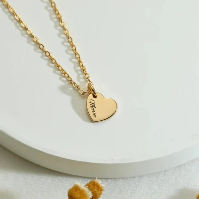 Personalized Heart Pendant Necklace with Names - Gifts for Her