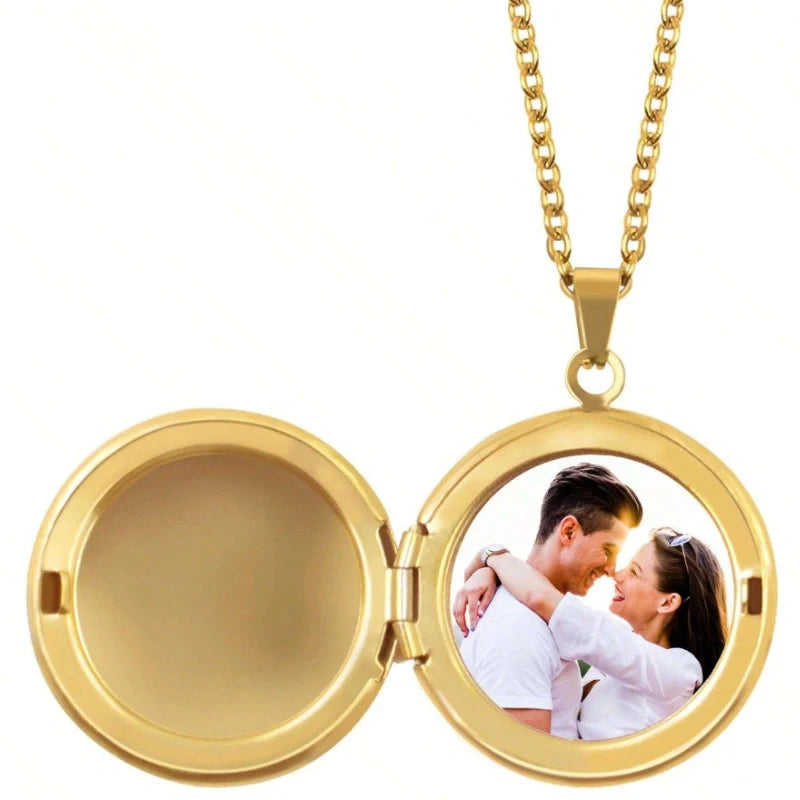 Personalized Round Locket Necklace with Photo - Gifts for Her