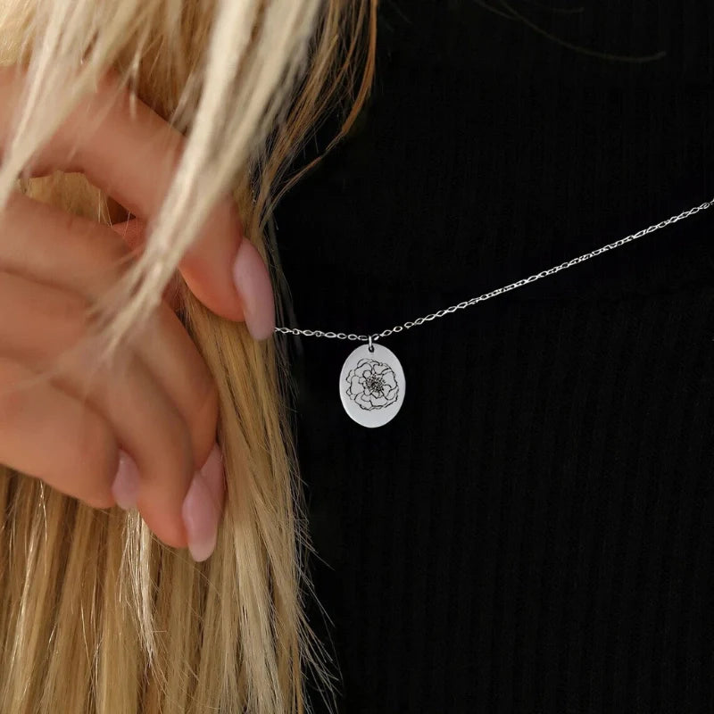 Personalized Oval Disc Birth Flower Necklace - Gifts for Her