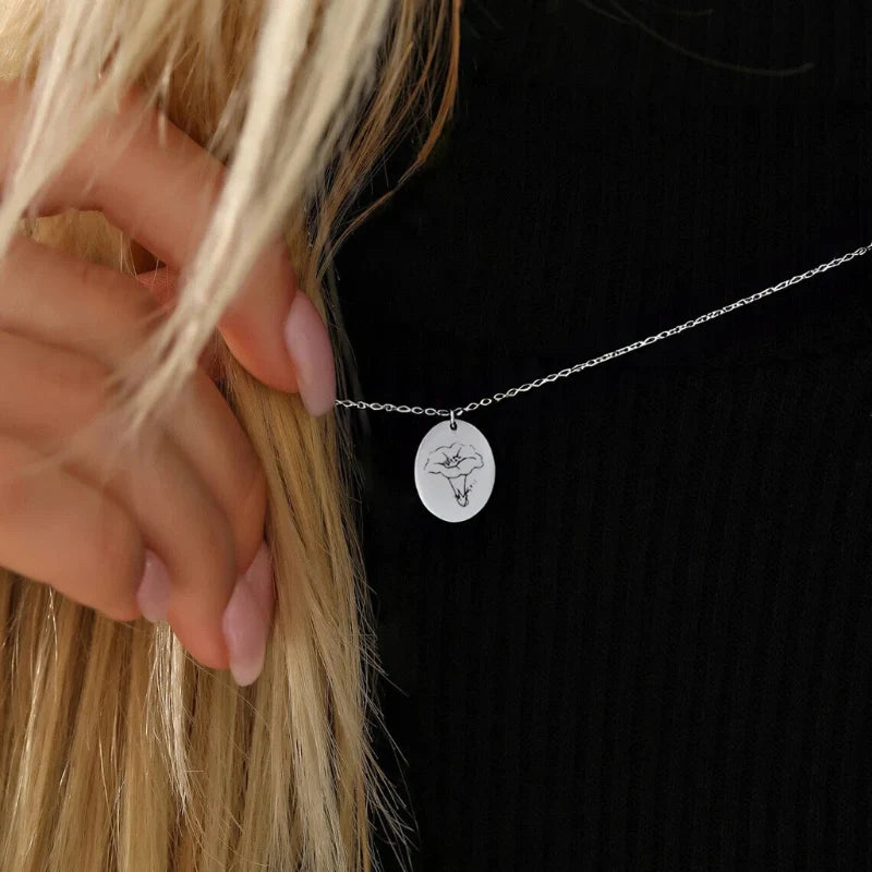 Personalized Oval Disc Birth Flower Necklace - Gifts for Her