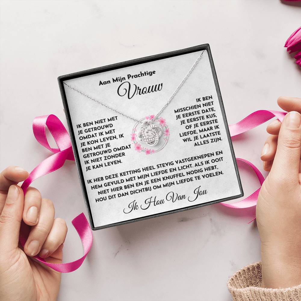 To My Beautiful Wife - I Can't Live Without You - Love Knot Necklace