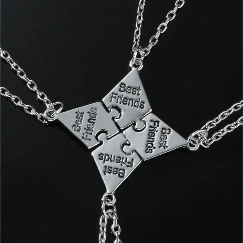 Engraved "Best Friends" Creative Joint Friendship Necklace - Gifts for Kids