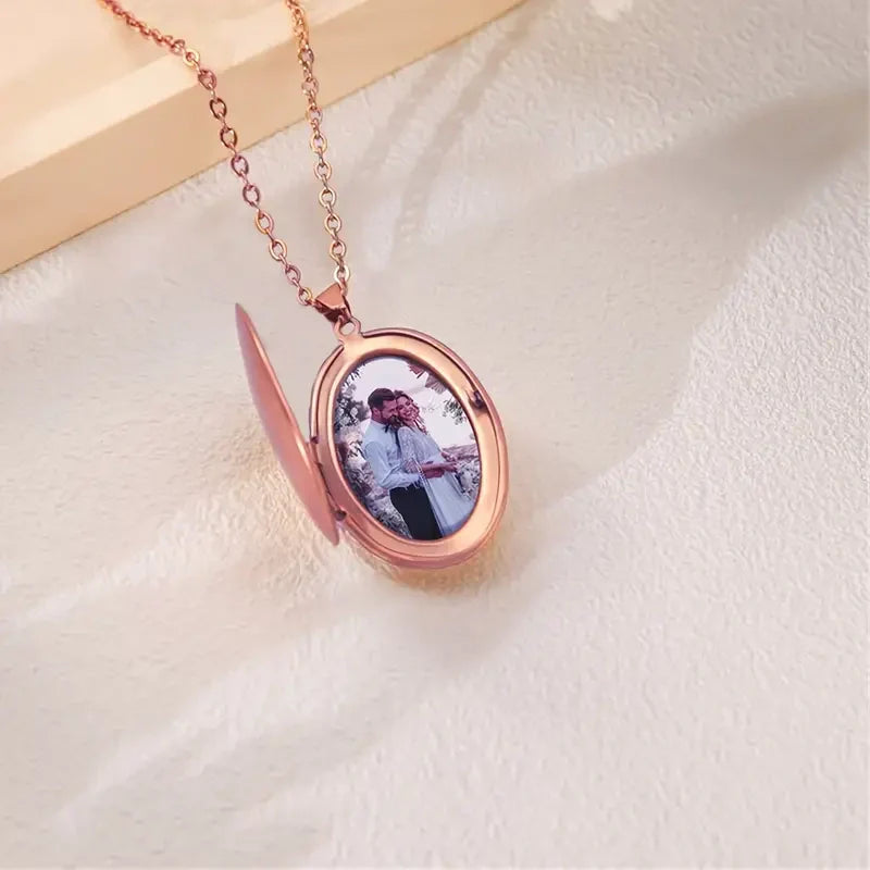 Personalized Engraved Locket Necklace with Photo