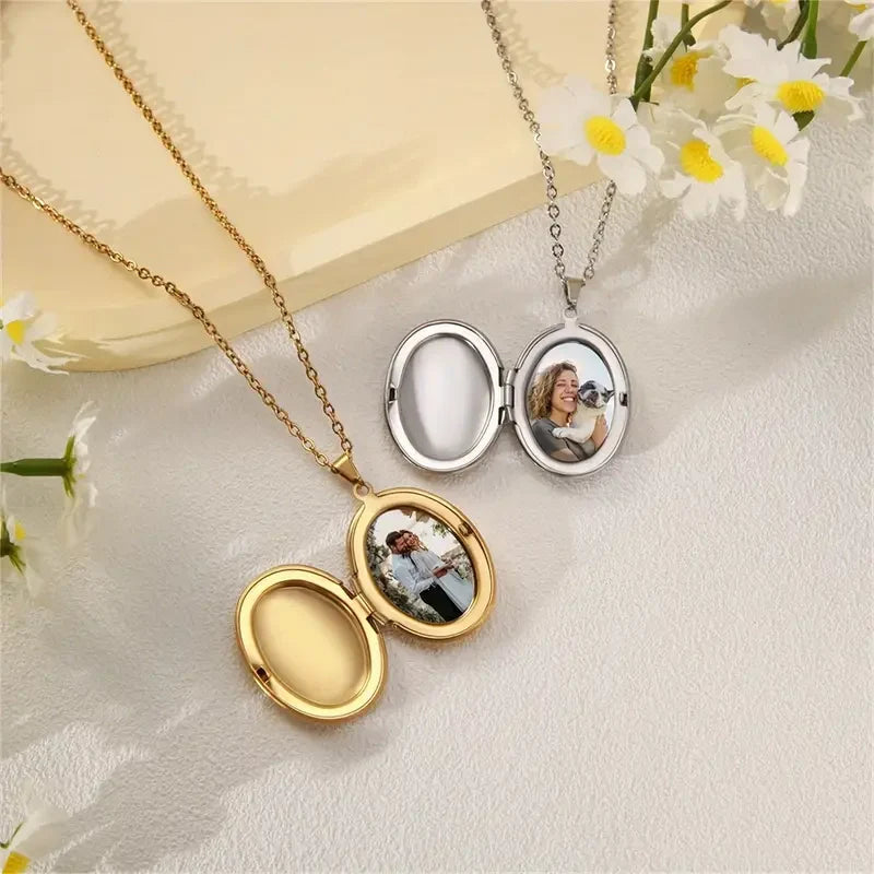 Personalized Engraved Locket Necklace with Photo