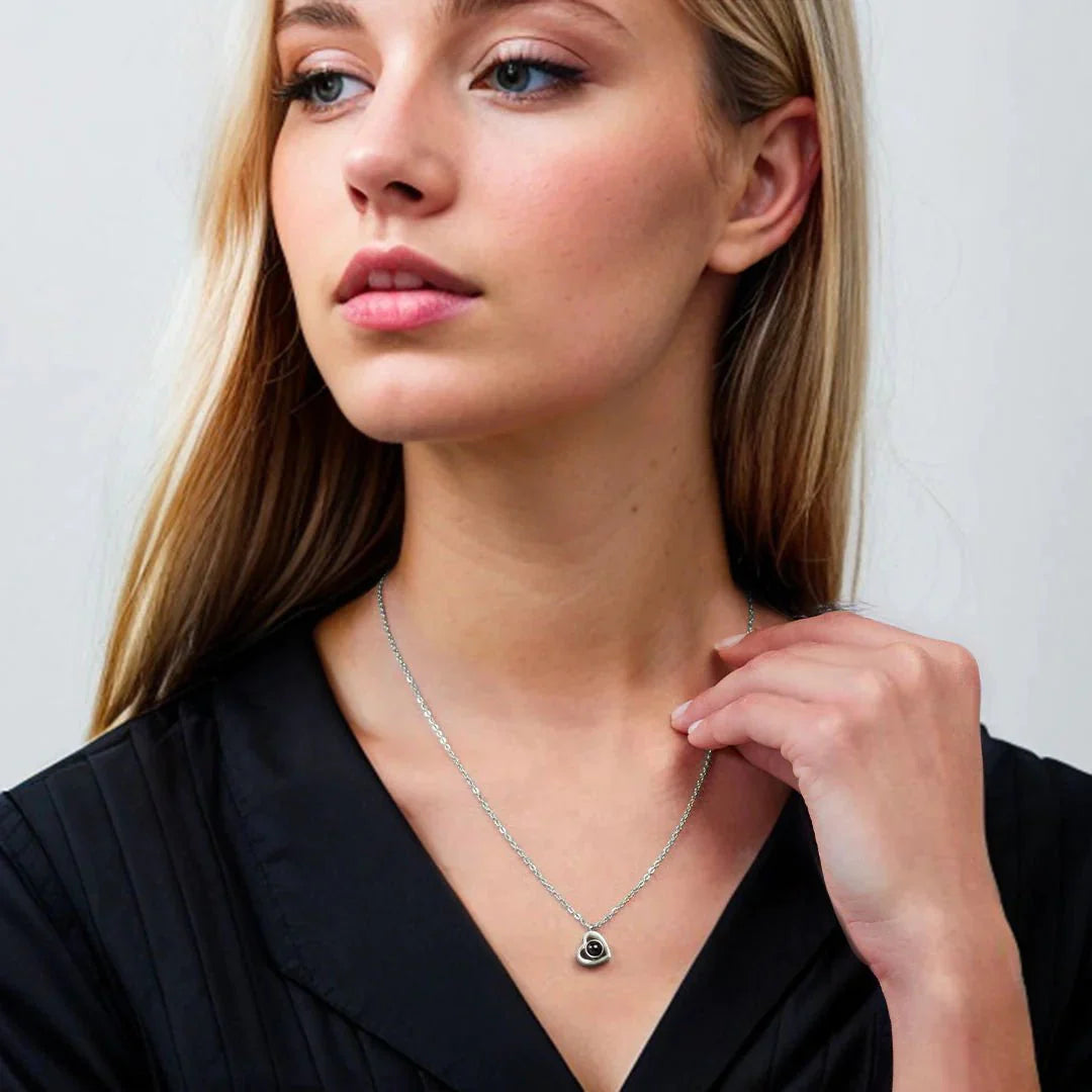 To My Mom - Eternal Rose Box - With Heart Photo Projection Necklace and Real Rose